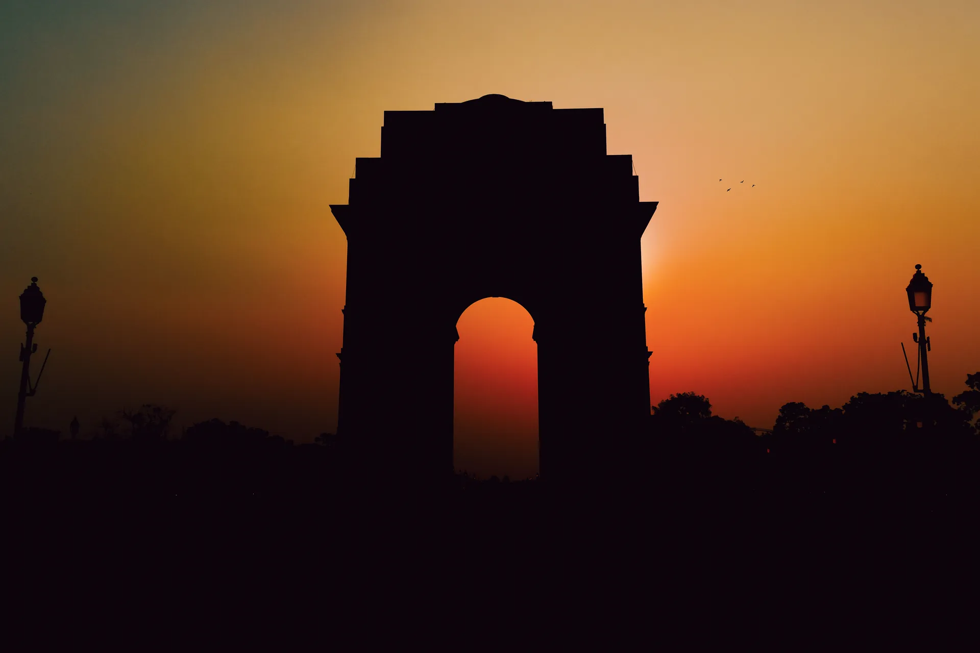 India Gate, New Delhi, at sunset